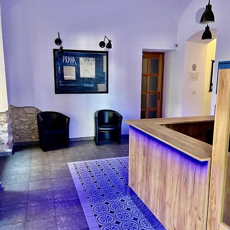City Centre Apartment With Parking Prag Dış mekan fotoğraf